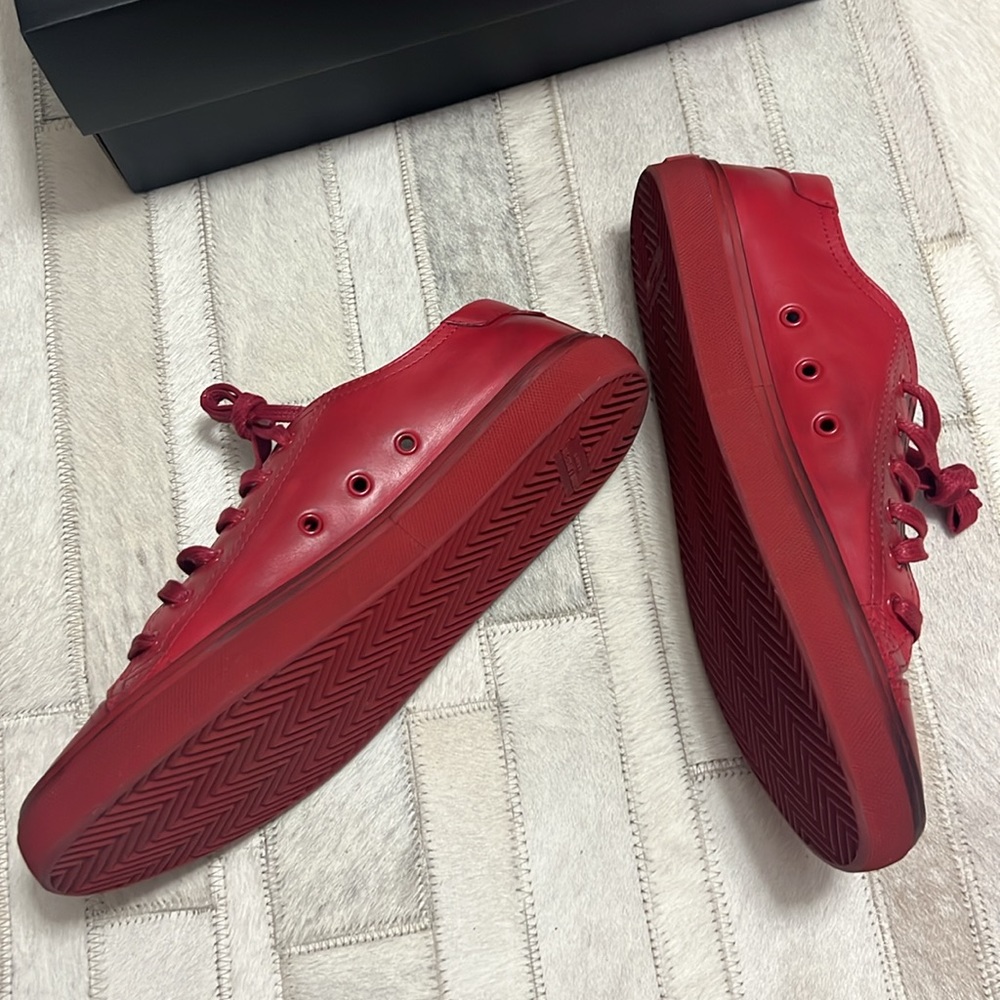 Saint Laurent men’s leather sneakers - Picture 4 of 13